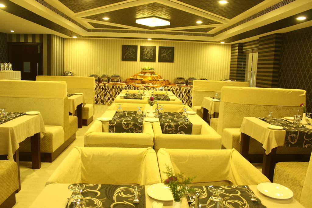 מלון Kochi Abaam Cochin מראה חיצוני תמונה